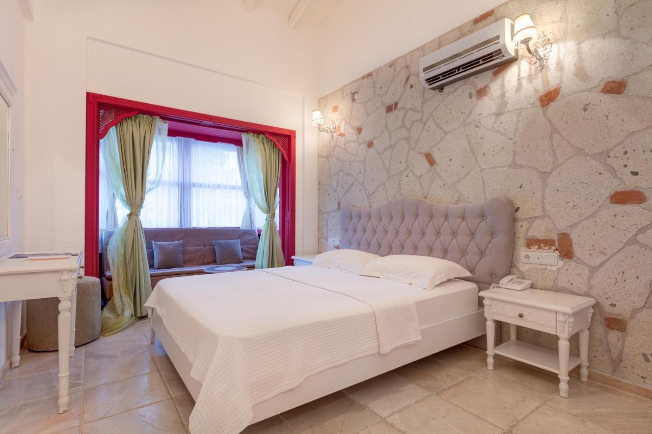 Alaroof Hotel Alacati Exterior photo